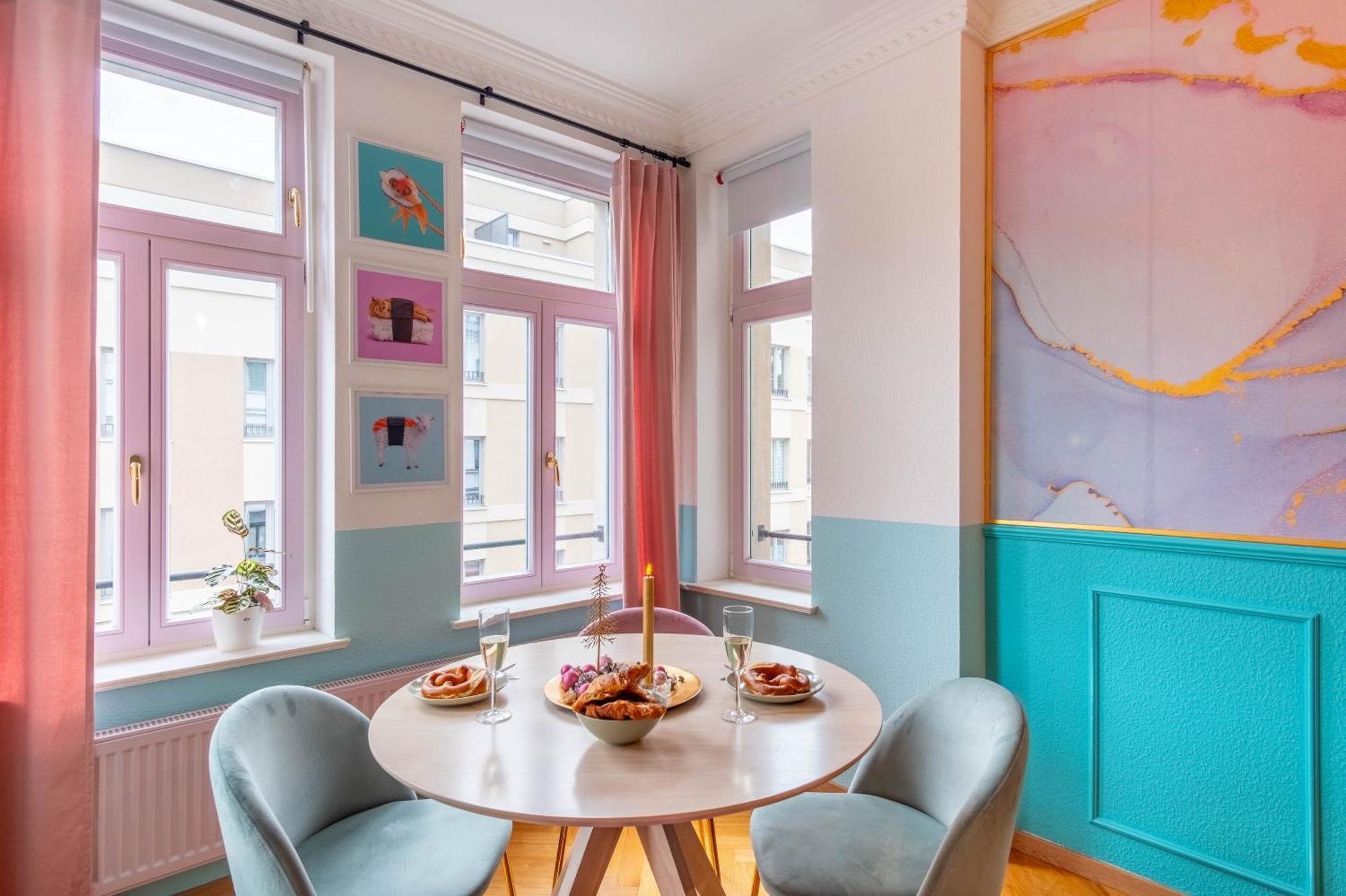 Colorful, Working Place, Netflix, Sight Seeing Leipzig Exteriör bild